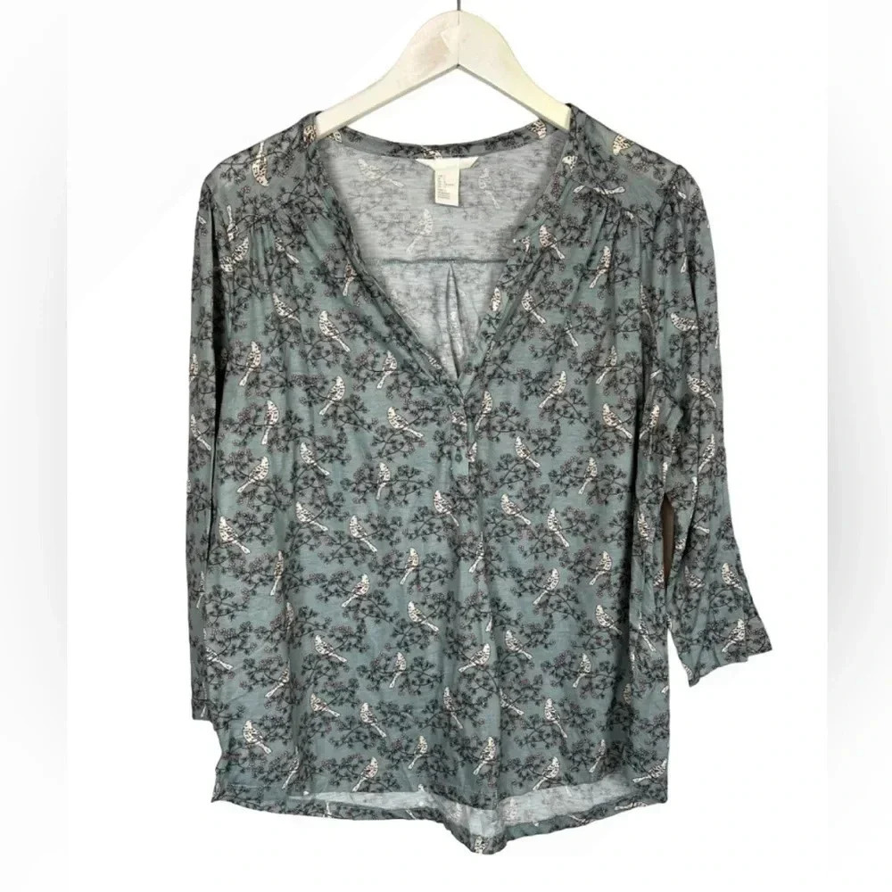 H&M Light Blue Blouse with Beautiful Bird Print Size L